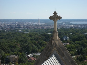 Cross & obelisk