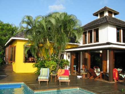 Living room and dining room buildings