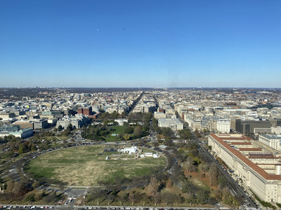 Facing North we see the White House.