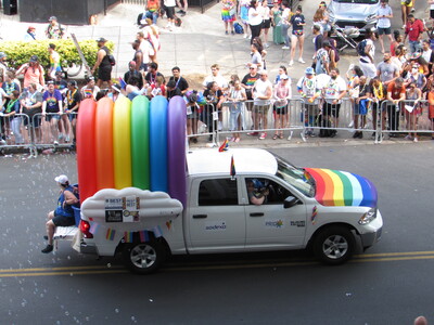 Inflatable trunk