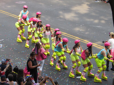 Barbie roller bladers